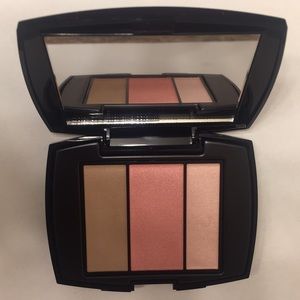 Blush palette